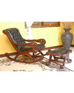 Curves & Carvings Signature Collection Chair - C&C CHAIR0214